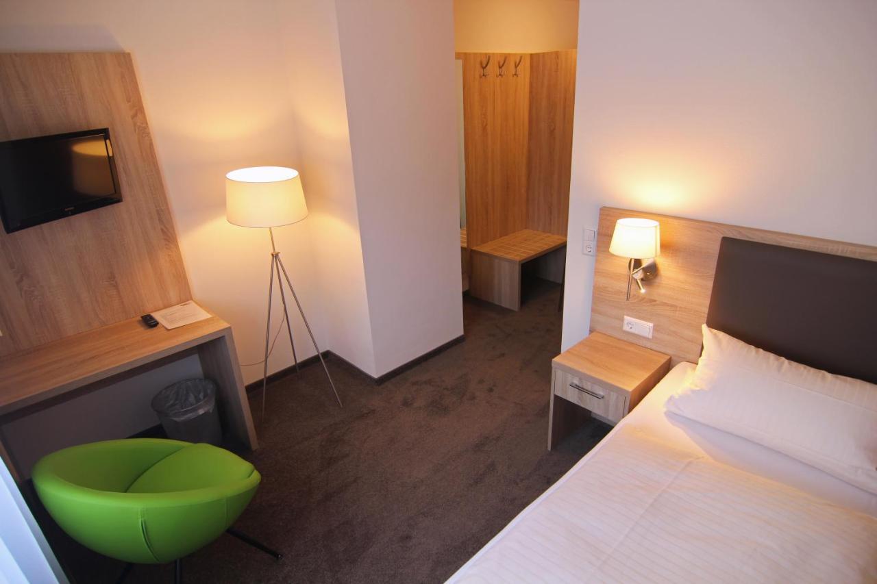 Hotel Sunny Side Up Dauchingen エクステリア 写真